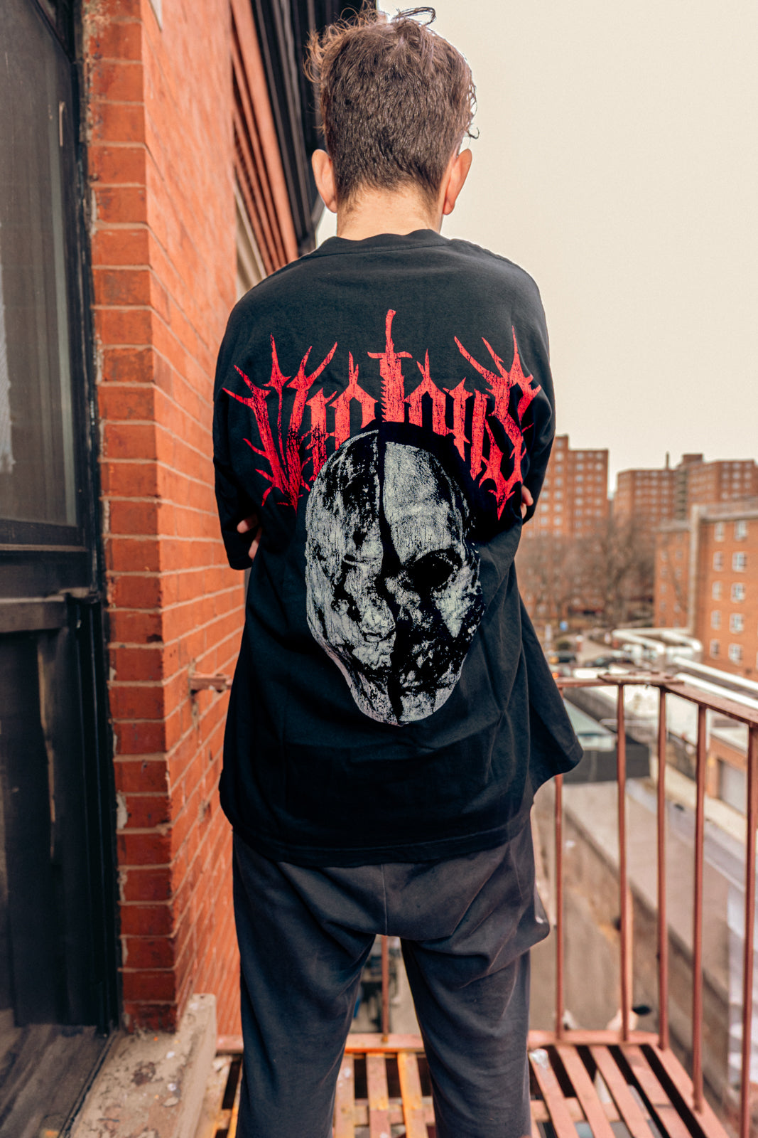 V-SHIRT